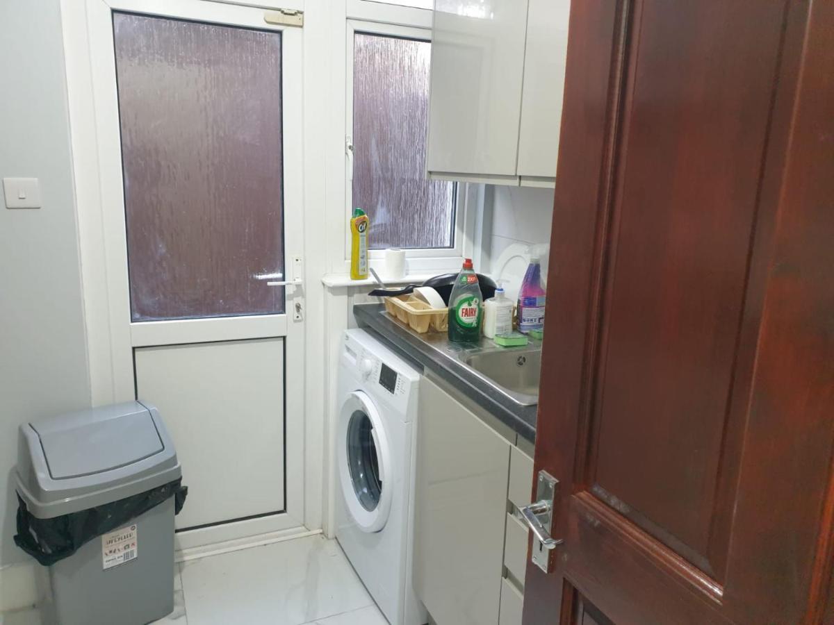 Burney Tomar House Apartment Croydon Luaran gambar